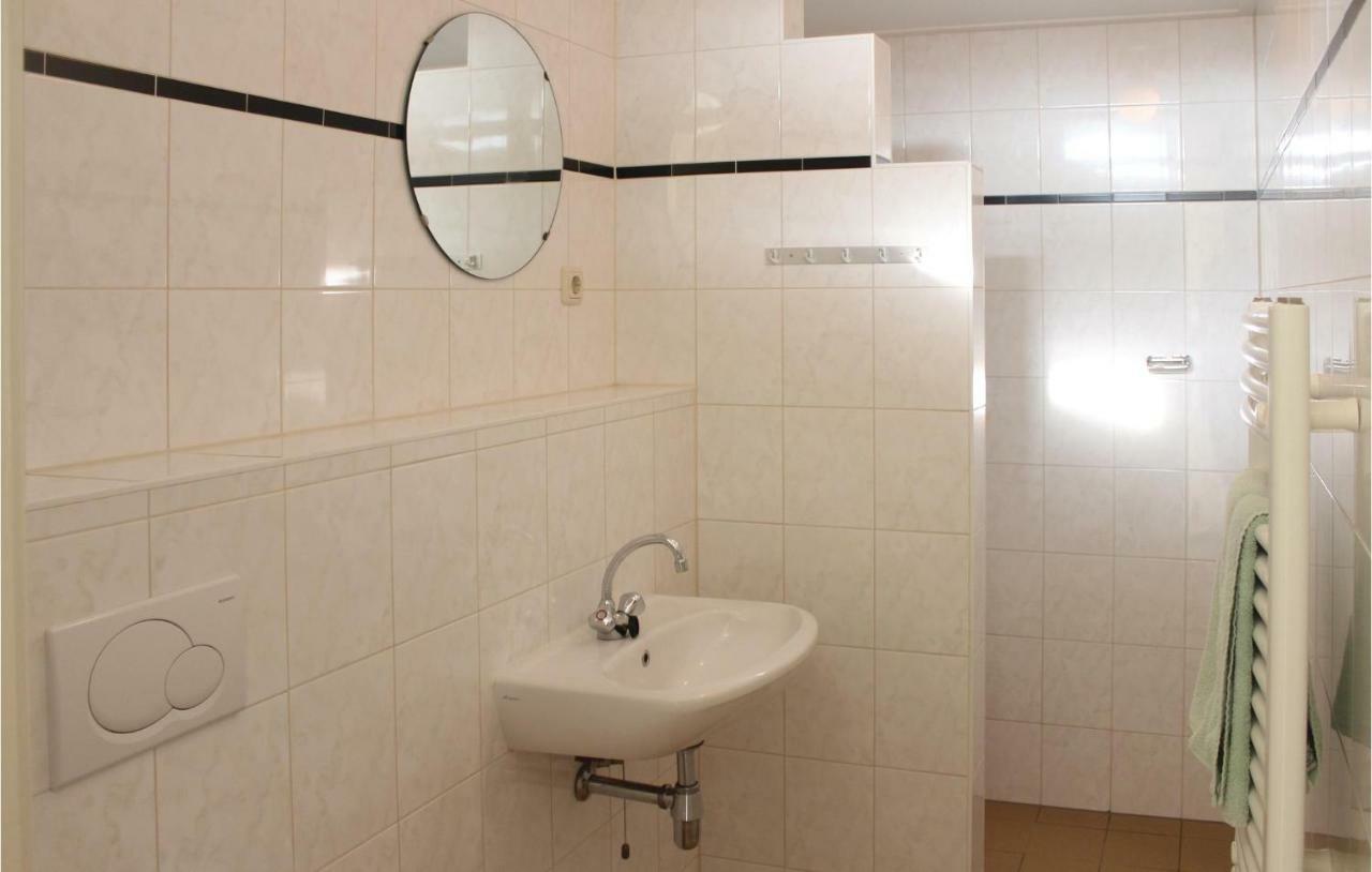 Beautiful Home In Noordwijkerhout With 2 Bedrooms And Wifi Kültér fotó